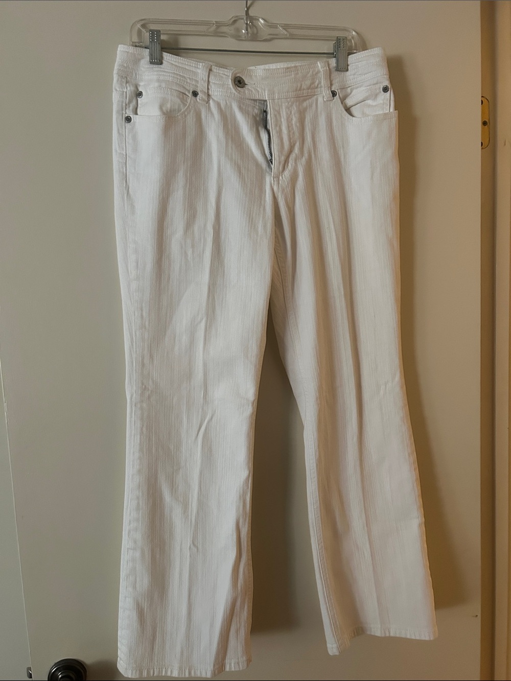 Chico's White Jeans  1.5 short Chicos sizing  Wide-Leg Pants